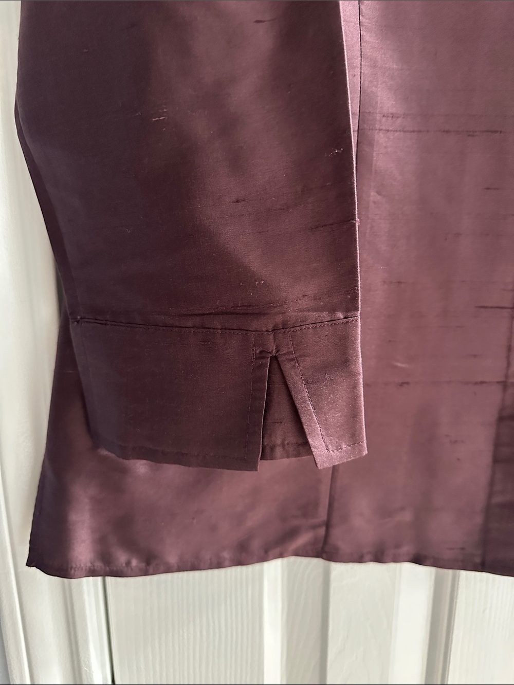 Chico's Satin Silk Hidden Button-Down Shirt Deep Burgundy Women’s L (2) - Picture 2 of 6